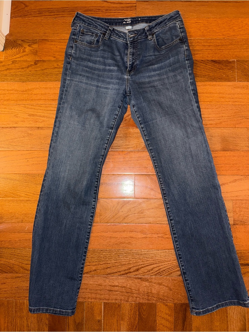 Amazon Essentials Women's Straight Leg Jeans - Dark Blue Wash